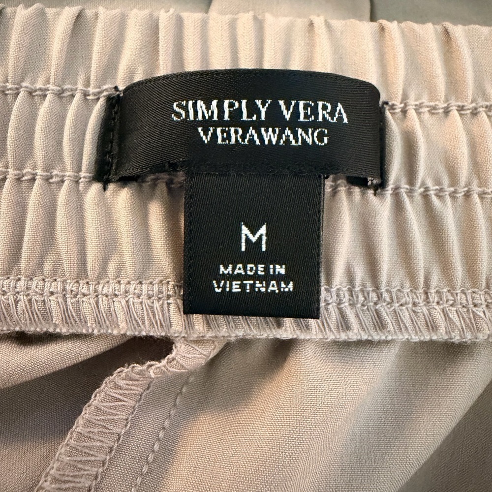 Simply Vera Vera Wang Women’s Beige Wide Leg Light Weight Pants- Size M - Picture 2 of 7